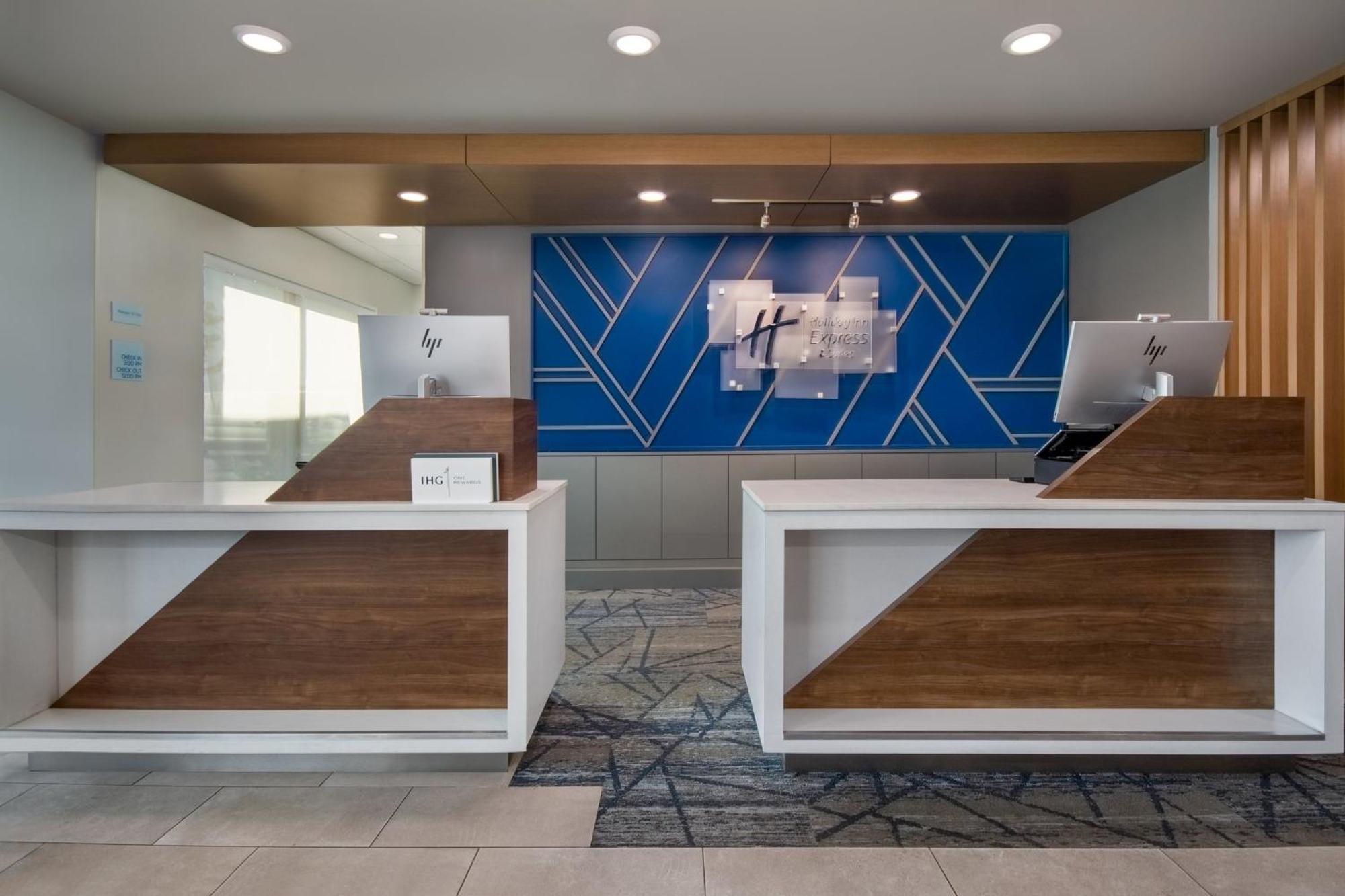 Holiday Inn Express & Suites Muskegon - Grand Haven By Ihg Εξωτερικό φωτογραφία